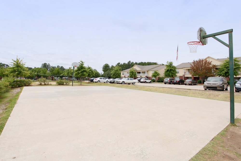 Photo of Eagle Hill Apartments