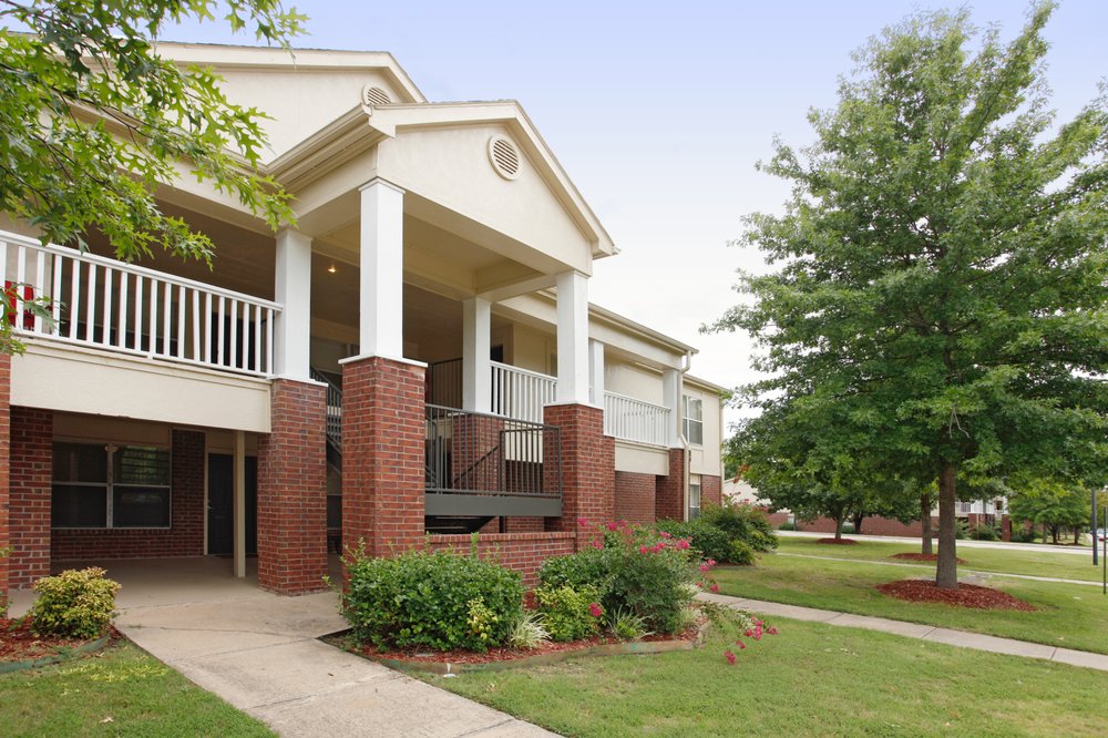 Photo of Eagle Hill Apartments
