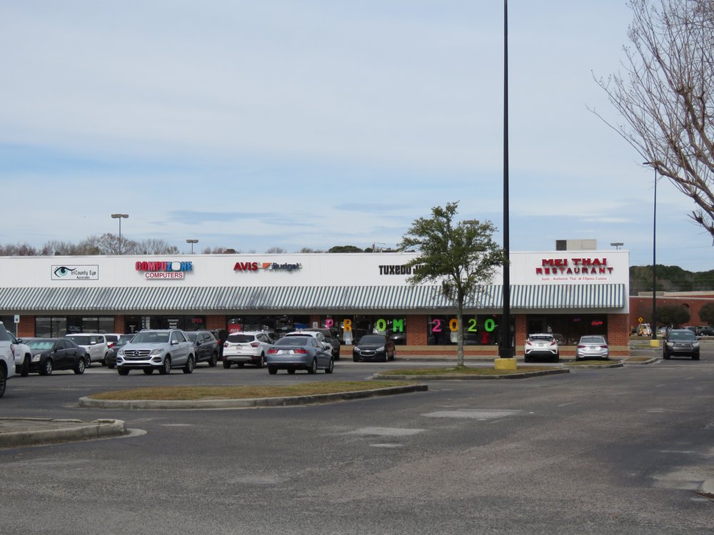 Photo of CompuZone