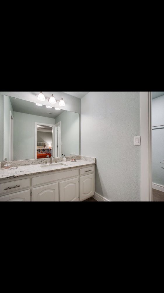 Photo of American Glass And Mirror