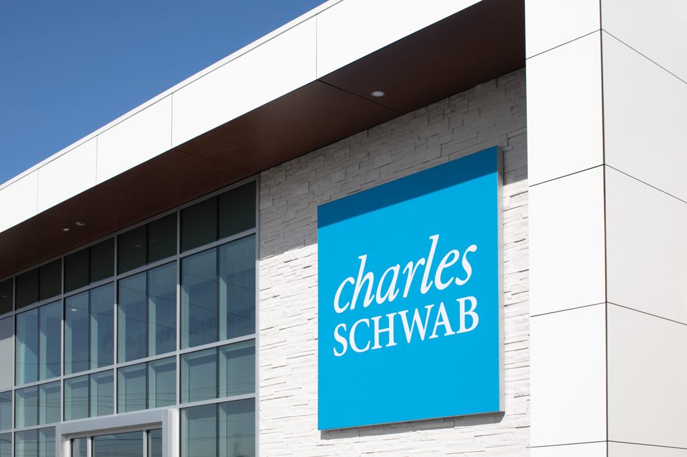 Photo of Charles Schwab
