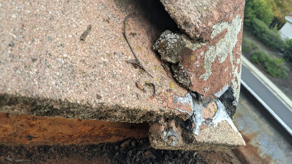Photo of Valley Window & Gutter Cleaning
