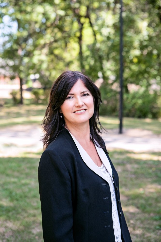Photo of Valerie Kirkendall