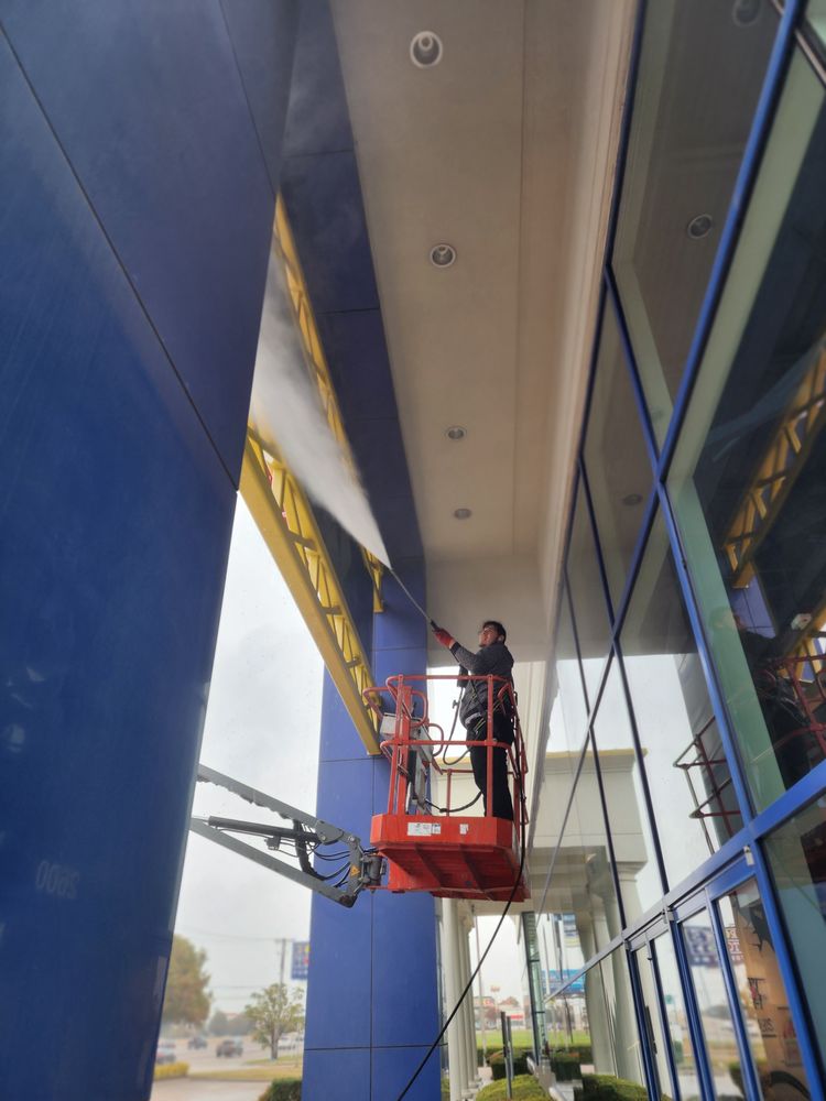 Photo of Fort Worth Window Cleaning