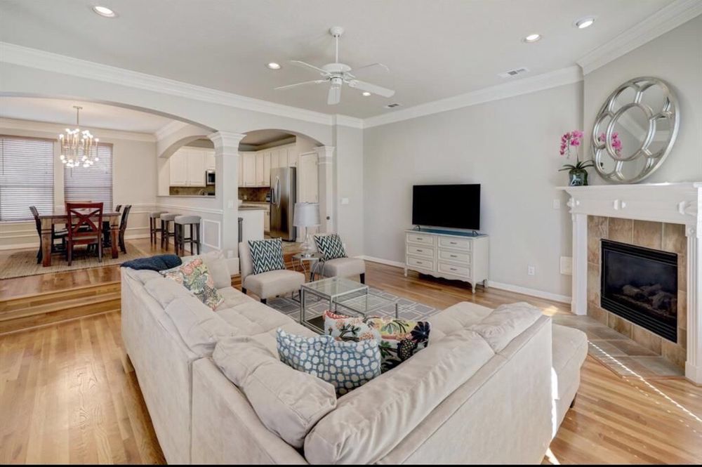 Photo of Houston Apartment Hunter