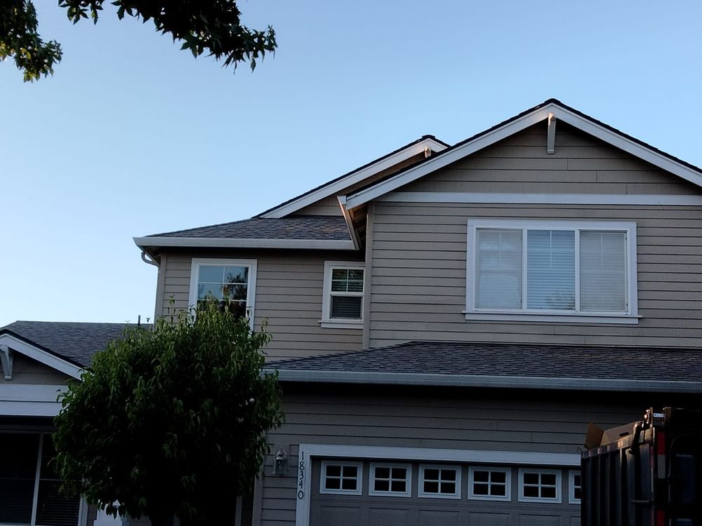 Photo of Pro's Roofing Services