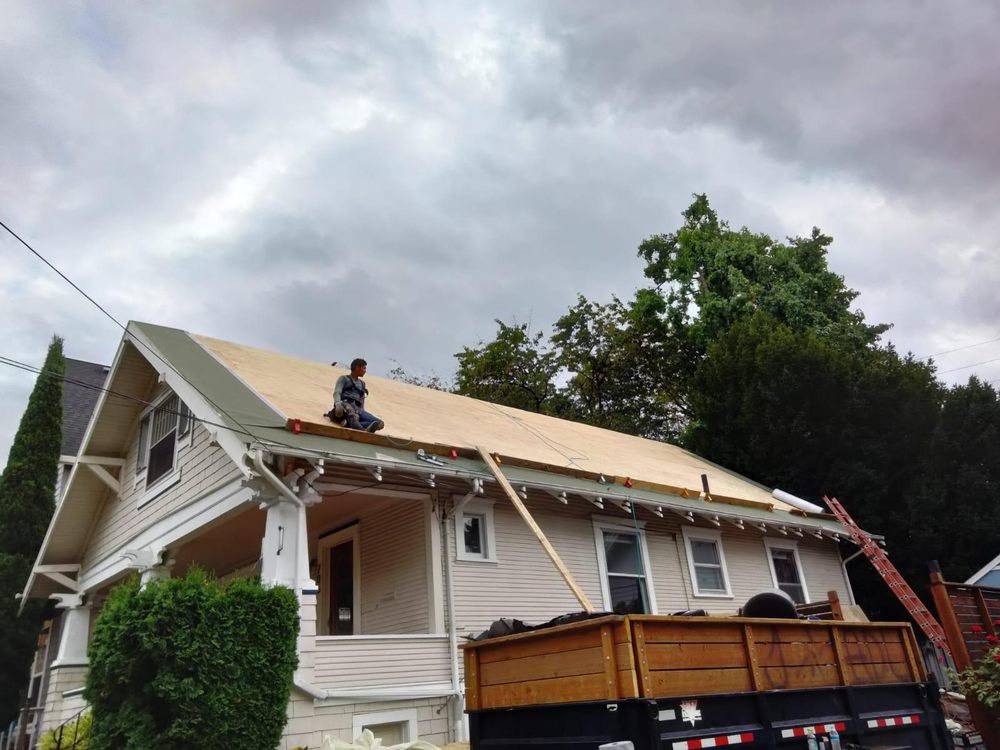 Photo of Pro's Roofing Services