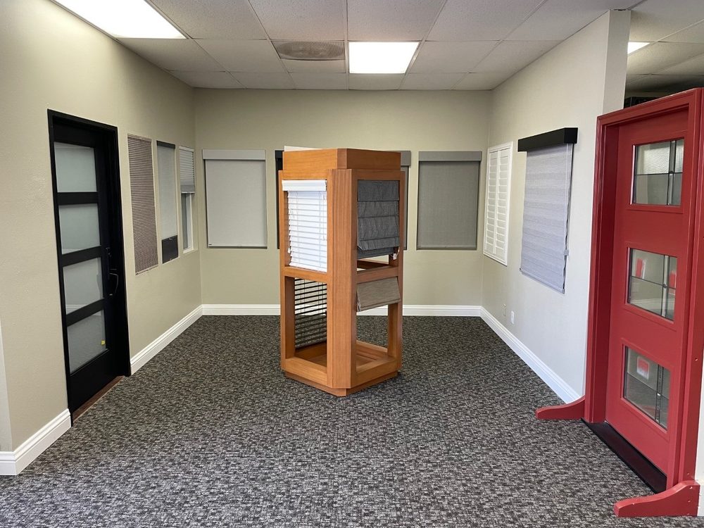 Photo of J R Door & Window