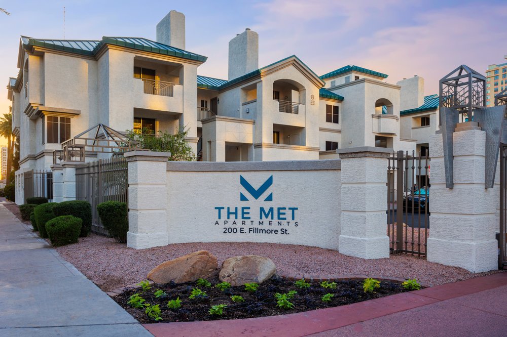 Photo of The Met at 3rd & Fillmore Apartments