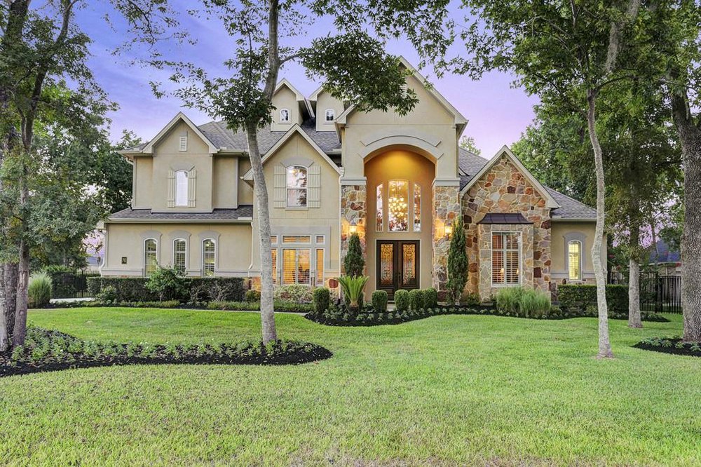Photo of Christo's Courtesy Lawn and Landscape Services