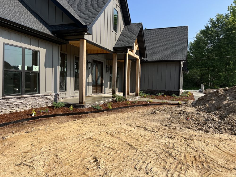 Photo of Eleven Oaks Landscaping