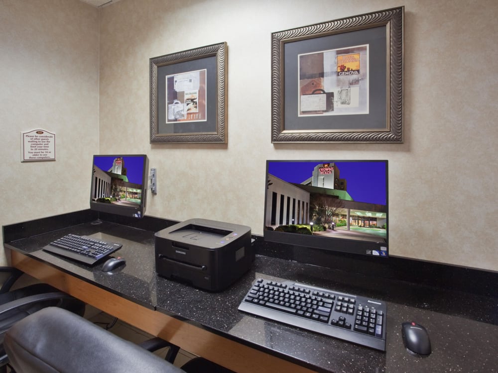 Photo of Crowne Plaza Virginia Beach Town Center
