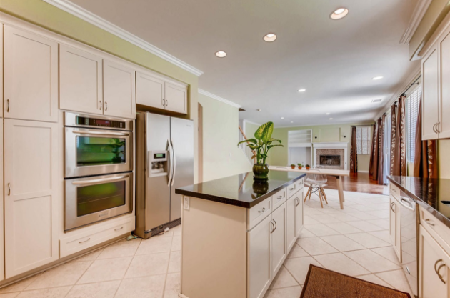 Photo of Assistance Real Estate