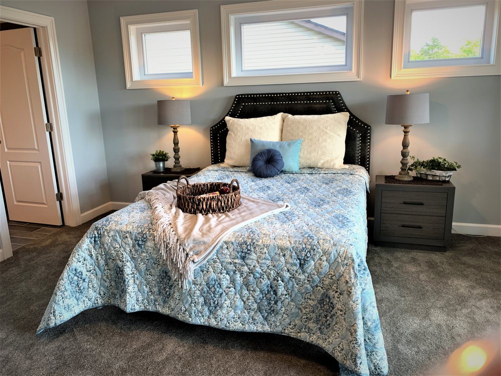 Photo of Gayle Henderson - Real Estate One