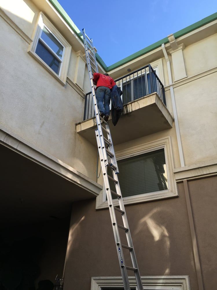 Photo of Bresnahan Rain Gutter Cleaning