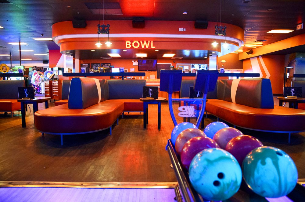 Photo of Bowlero Eden Prairie
