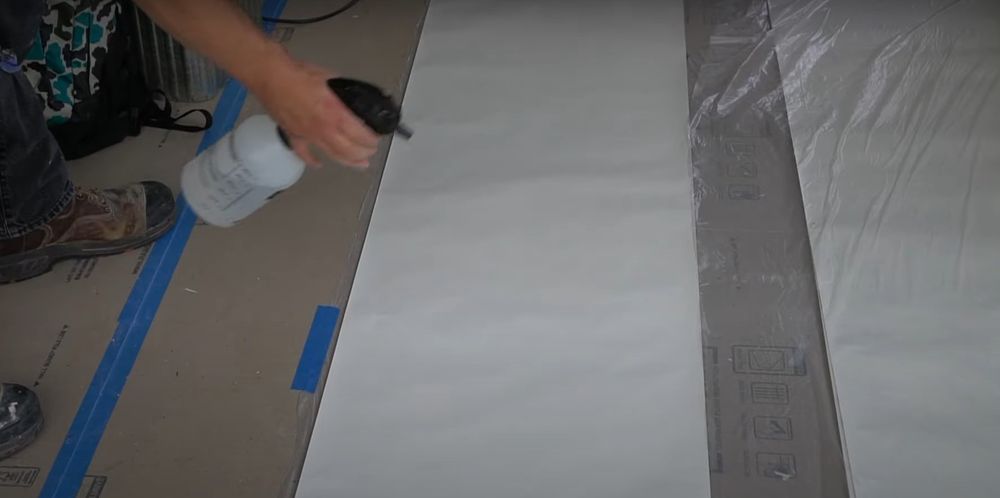 Photo of Gare Wallpaper installation