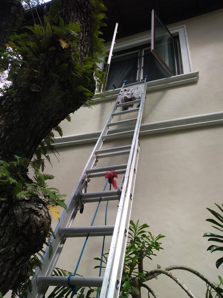 Photo of American Window and Pressure Cleaning Systems