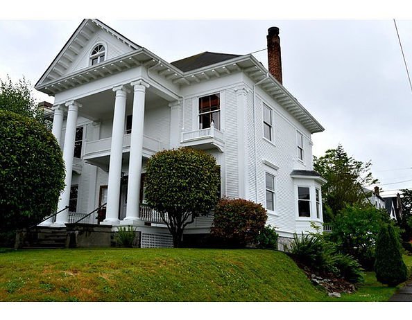 Photo of The People People Real Estate