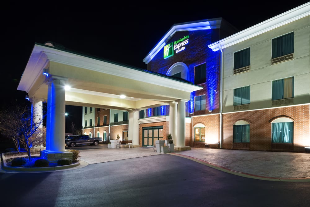 Photo of Holiday Inn Express & Suites Little Rock-West