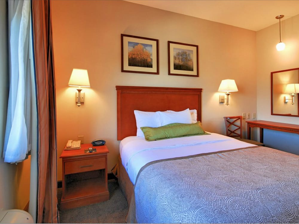 Photo of Candlewood Suites Pearl