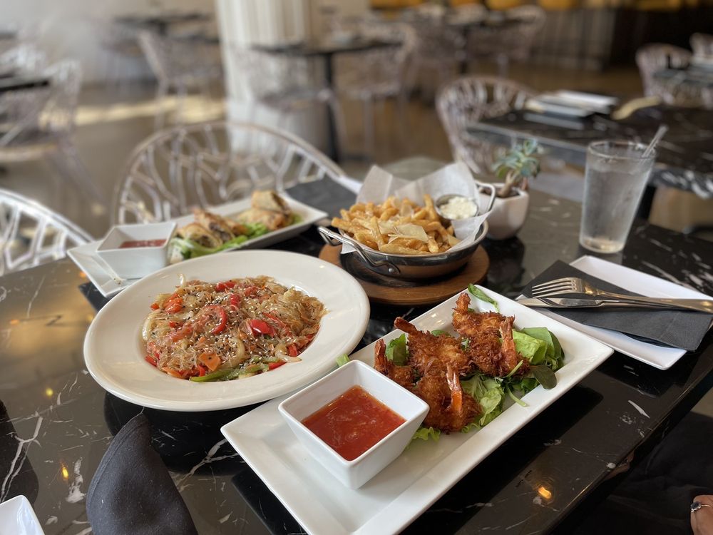 Photo of Cuisine 76 & Bar