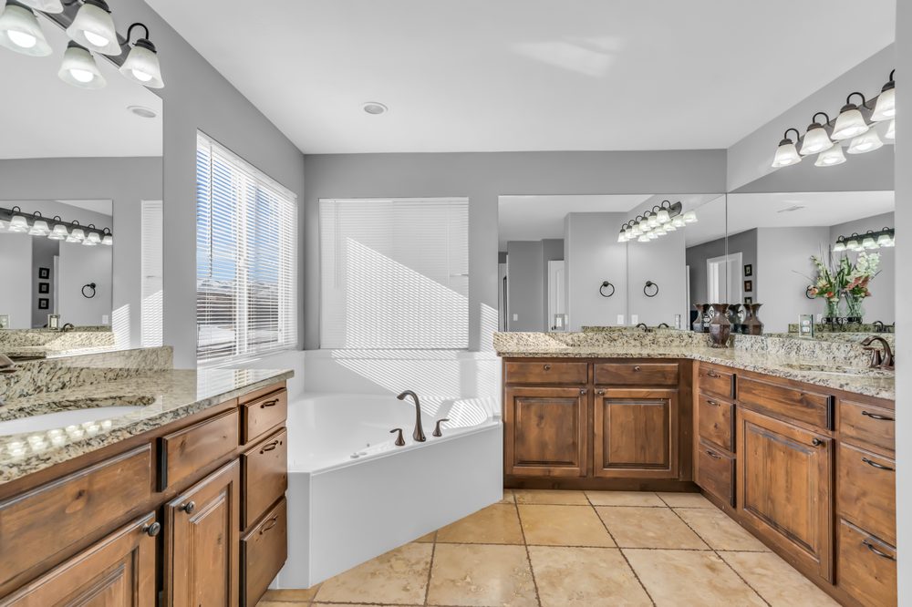 Photo of Paula Higman - Coldwell Banker Realty