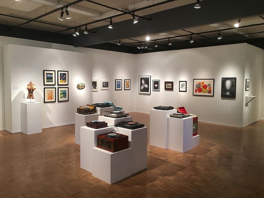 Photo of Hyde Art Gallery