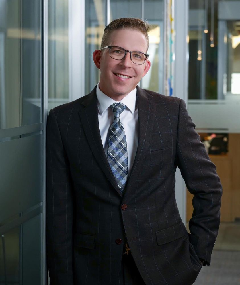 Photo of Lores Law