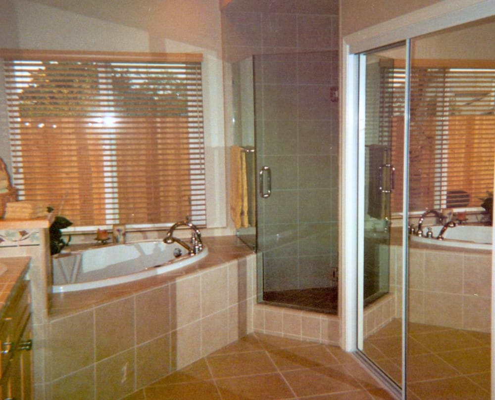 Photo of Custom Glass Specialties
