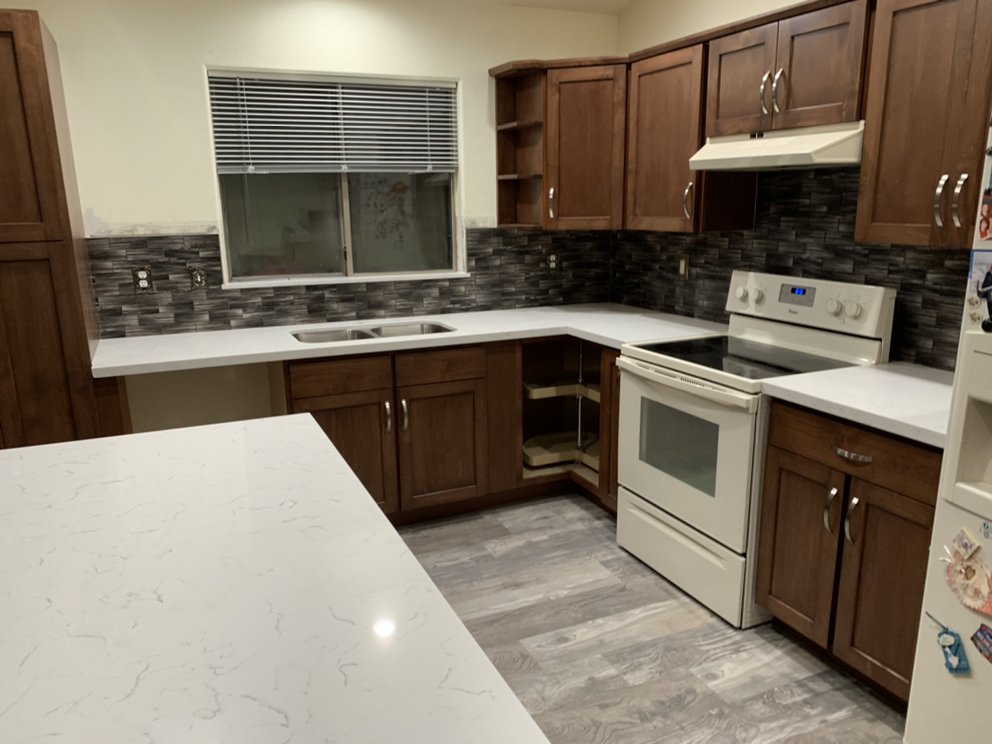 Photo of Granite 2 U
