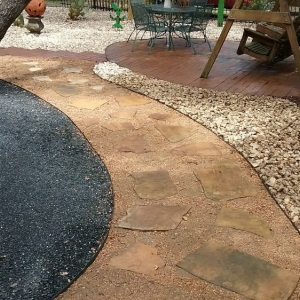 Devine Rey's Lawn & Landscaping