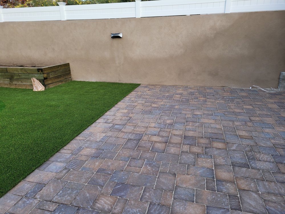 Photo of Synthetic Dream Lawns & Putting Greens
