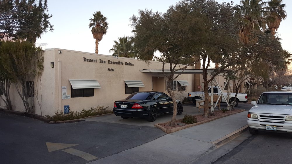 Photo of Desert Inn Executive Suites