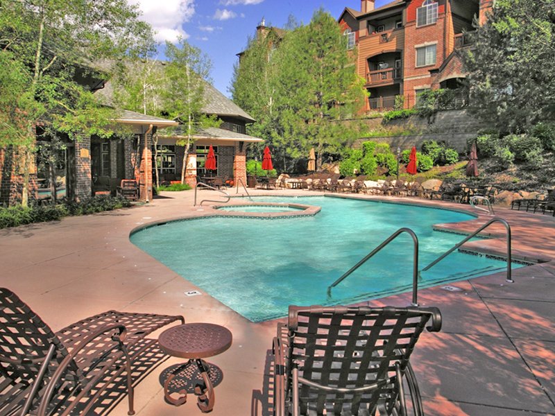 Photo of Pinnacle Highland Apartments