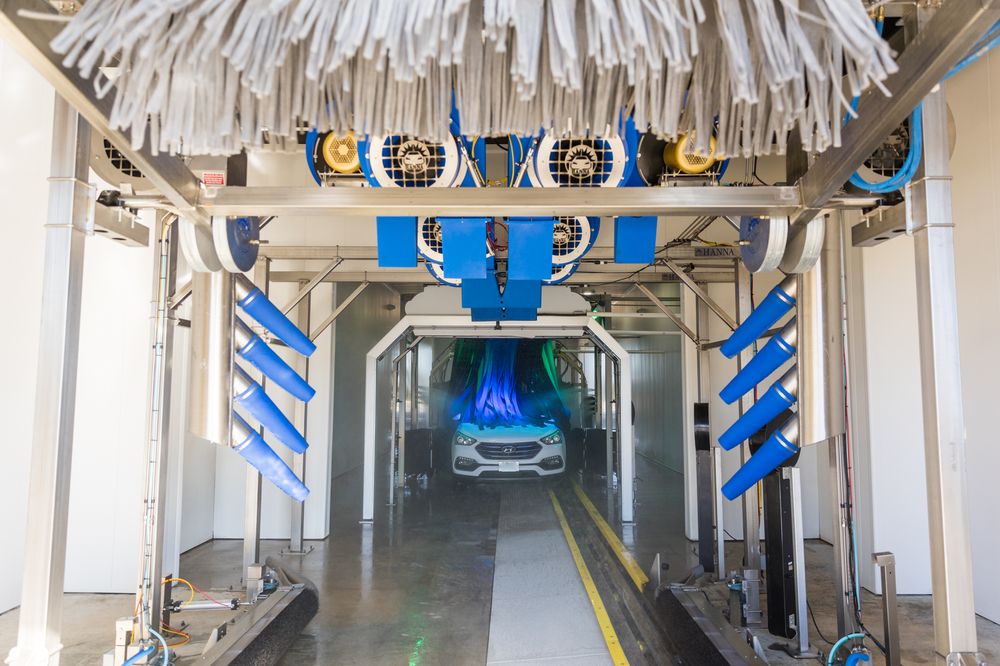 Photo of 5 Minute Express Car Wash - Flowood