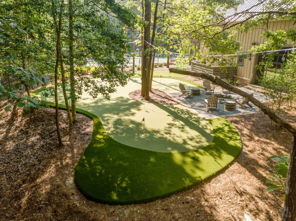 Photo of SYNLawn Seattle