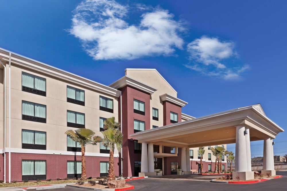 Photo of Holiday Inn Express & Suites El Paso Airport