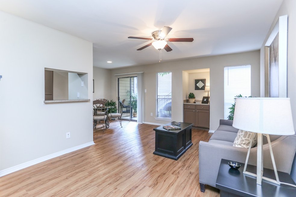 Photo of MacKenzie Pointe Apartments