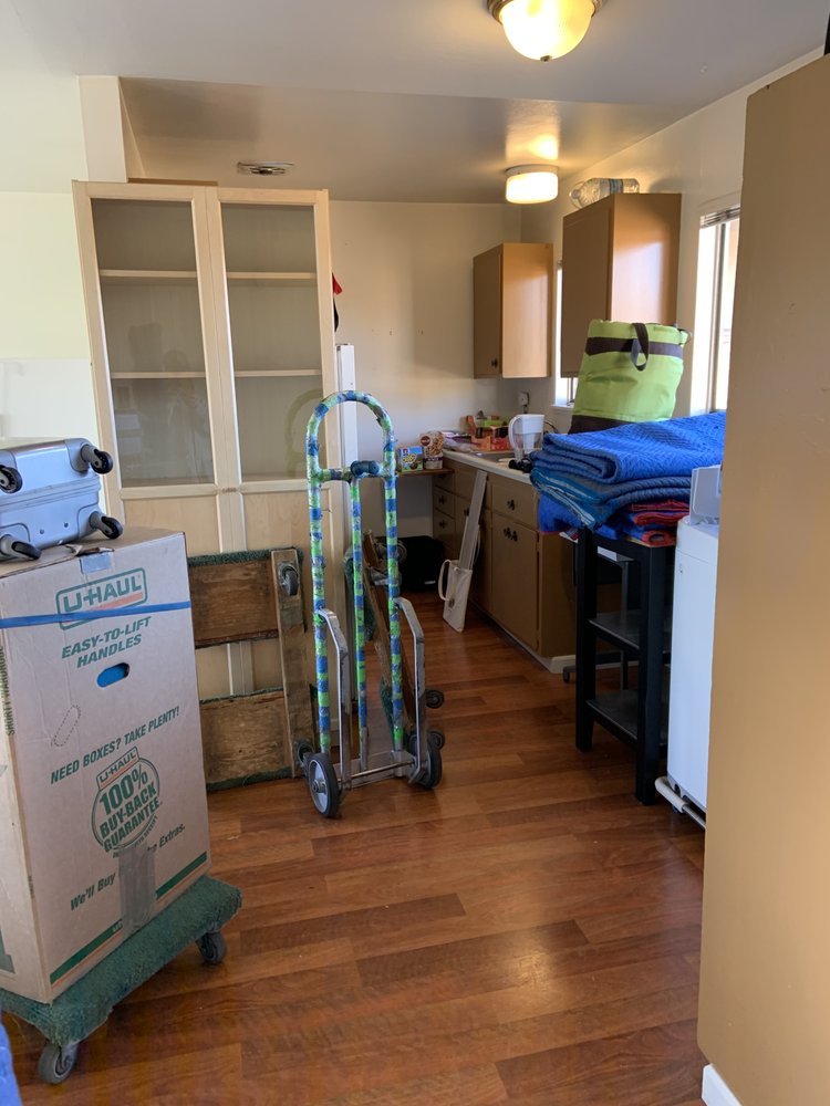 Photo of Golden Bay Movers Company