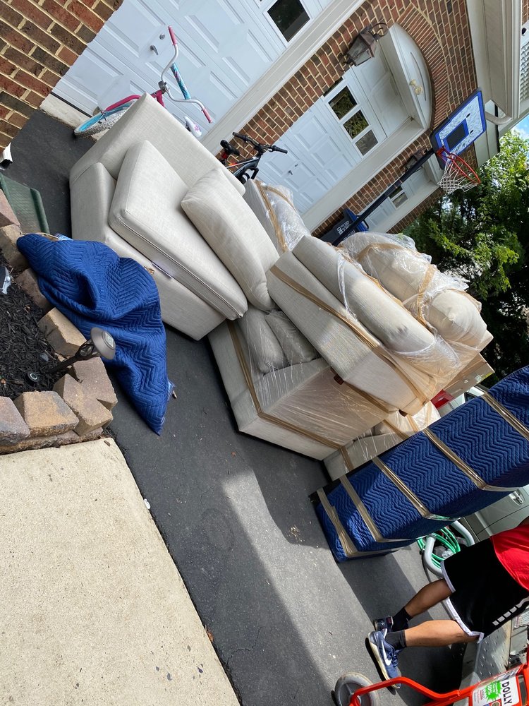 Photo of VKH Movers