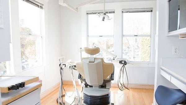 Photo of Steven J. Baldwin, DDS and Cynthia Scipioni, DDS Practice