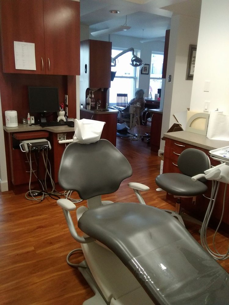 Photo of Wanda S Leong, DDS General And Cosmetic Dentistry