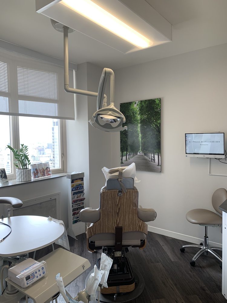 Photo of E. Armand Bedrossian DDS, MSD Practice