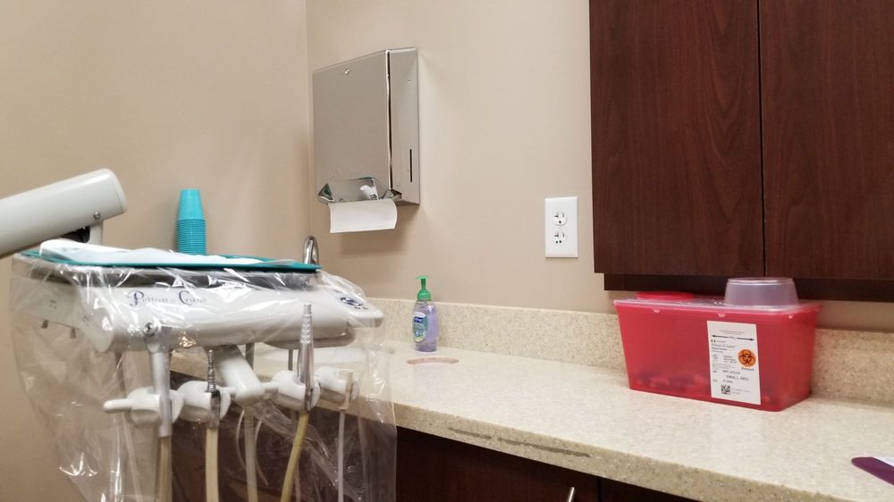 Photo of EZ Dental Comprehensive Dental Services