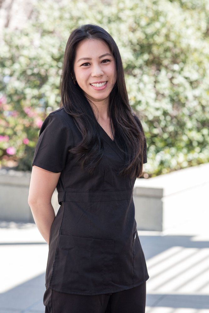 Photo of Kimberly Mitchell, DDS Providing The Highest Quality Of General And Esthetic Dentistry