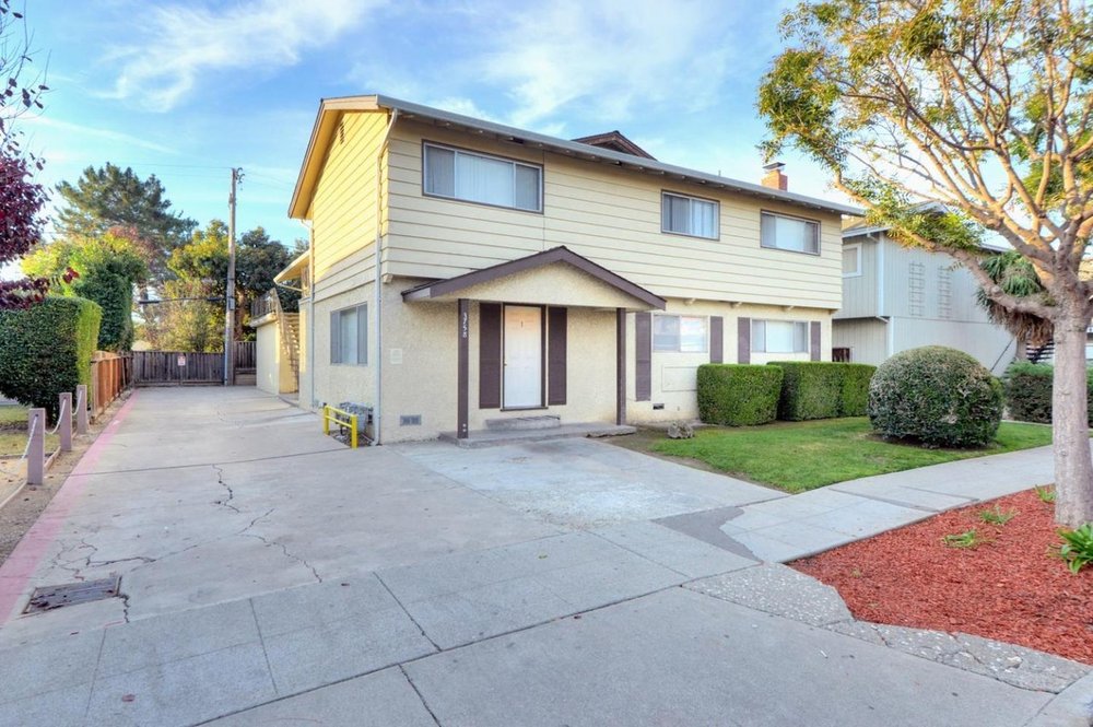Photo of Mattie Wei-RE/MAX Accord Performing residential real estate in the Bay Area
