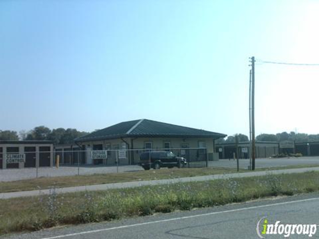Photo of Metro East Mini Storage with clean, affordable & secure self-storage units