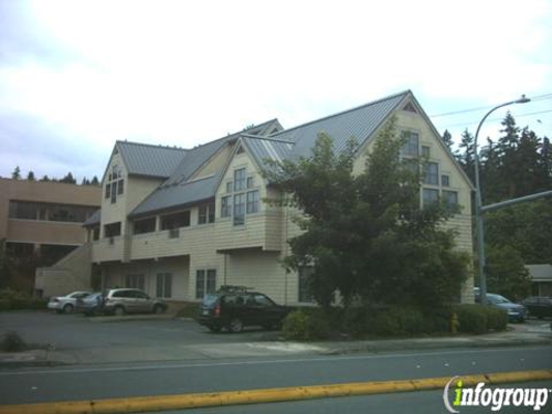 Photo of Silvermark Inc. helping you with your personal insurance needs