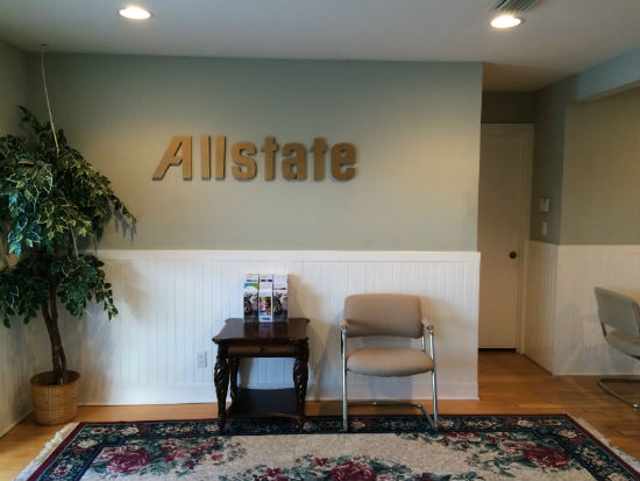Photo of Susan Silvester: Allstate Insurance Agent